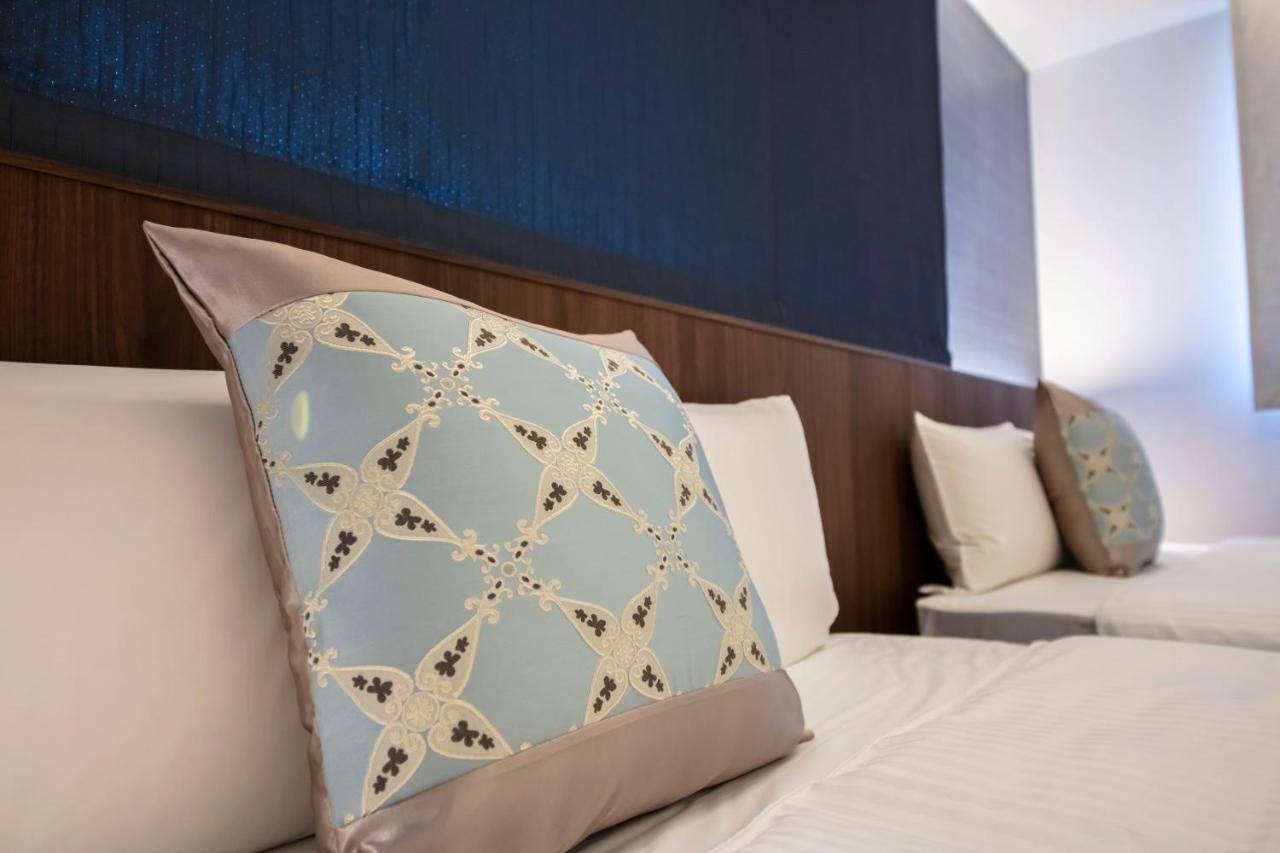 Grand Base Okayama Ekimae Aparthotel Kültér fotó